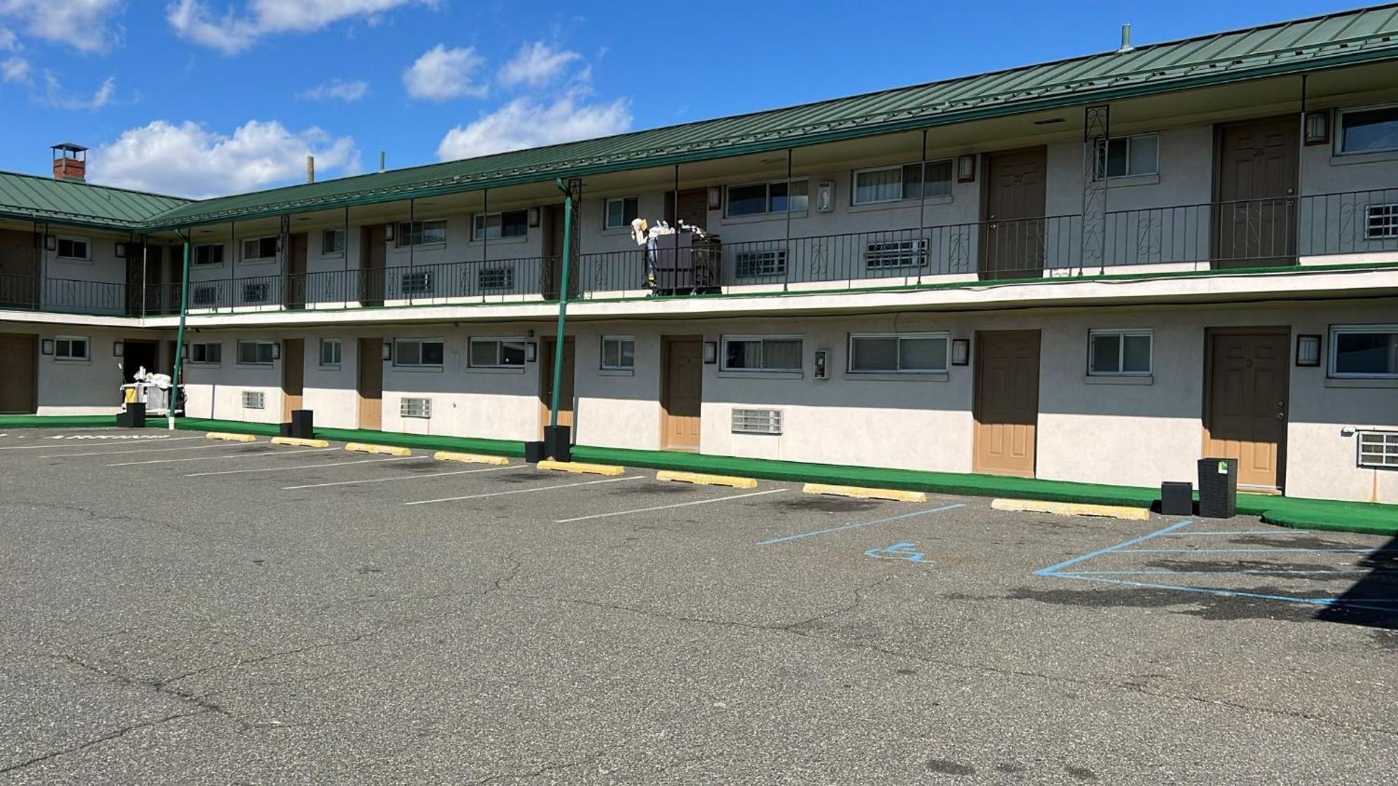Winslow Motel 린드허스트 외부 사진